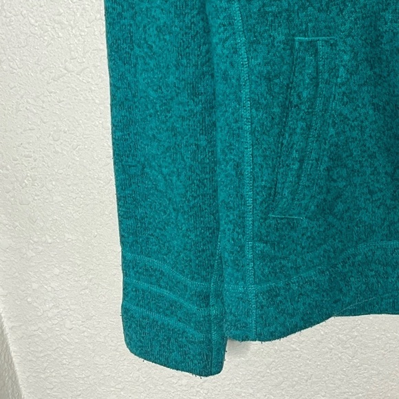 The North Face Teal / Gray Jacket Sz Medium - Picture 4 of 7